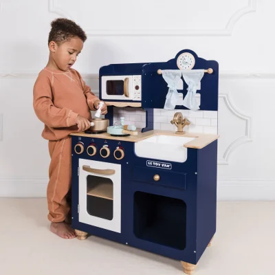 Alternative view of Le Toy Van Royal Blue Oxford Toy Kitchen