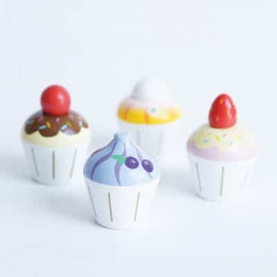 Alternative view of Le Toy Van Petit Four Cupcakes
