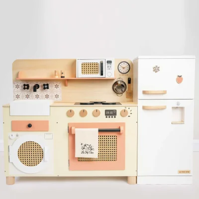 TV347 Le Toy Van large kitchen oven microwave-washing machine sink taps and accessories shown next to fridge freezer