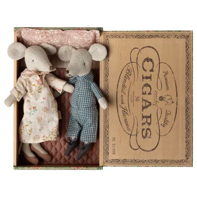 Maileg Grandma and Grandpa mice in cigarbox