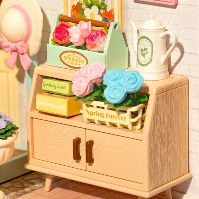 DW013-b Rolife Super Creator Miniature House - Blooming Tea Garden detail