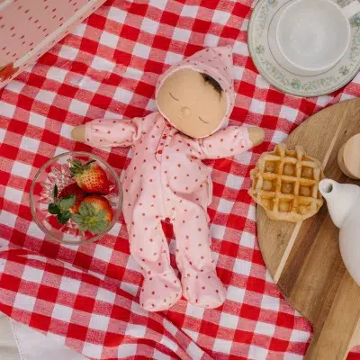 Olli Ella Dozy Dinkum - Strawberry cameo
