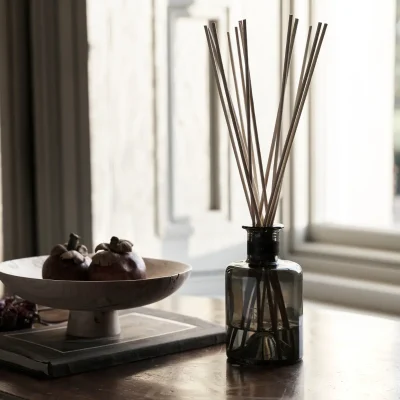 True Grace English Garden Reed Diffuser - Woody Scent, 200ml lifestyle