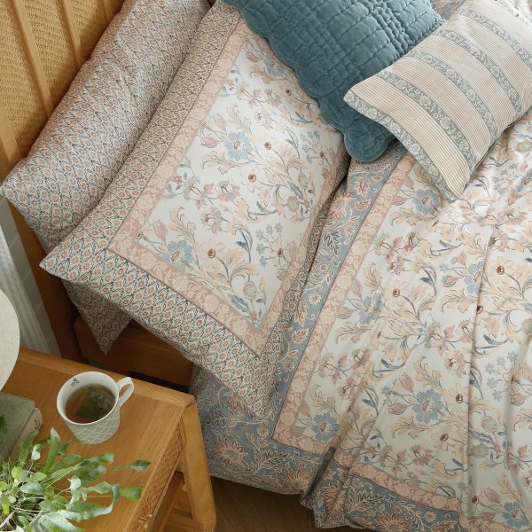 Laura Ashley Semington Dusty Pink Reversable Bedding Set cameo