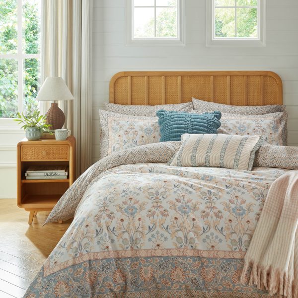 Laura Ashley Semington Dusty Pink Reversable Bedding Set reverse