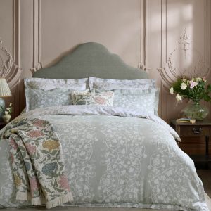 Heritage Royal Palaces Tudor Trail Sage Bedding Set - 250TC main
