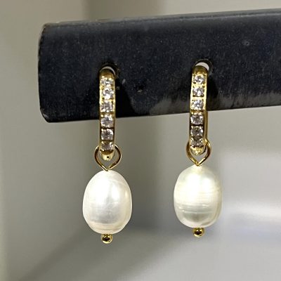 Misgraceful Pearl & Sparkle hoops side view