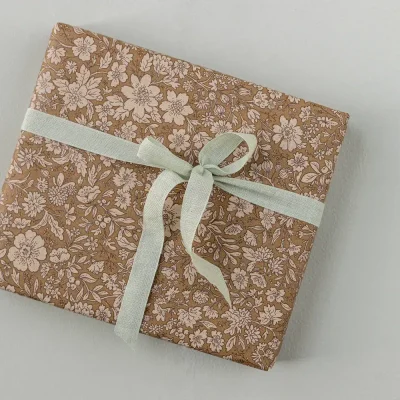Maileg Gift wrap, 10 m Blossom Ochre