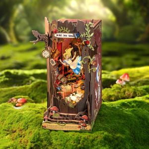 Rolife Fall into Wonder DIY Book Nook