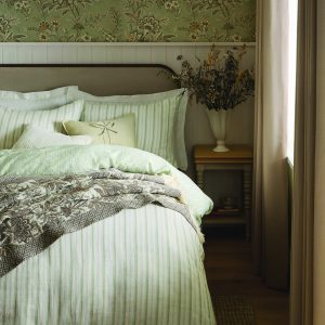 Laura Ashley Elmdon Sage Reversible Bedding Set reverse