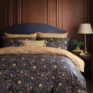 Historic Royal Palaces Renaissance Rose Bedding Set - 250TC