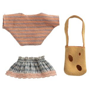 Maileg Clothes and cheese bag, Little sister mouse