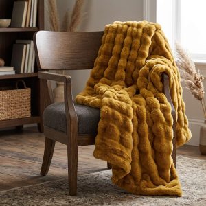 Malini Raffles Whiskey Throw Lifestyle